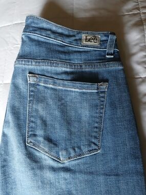 Lee Women's Light Blue Back-Pocket Denim Jeans